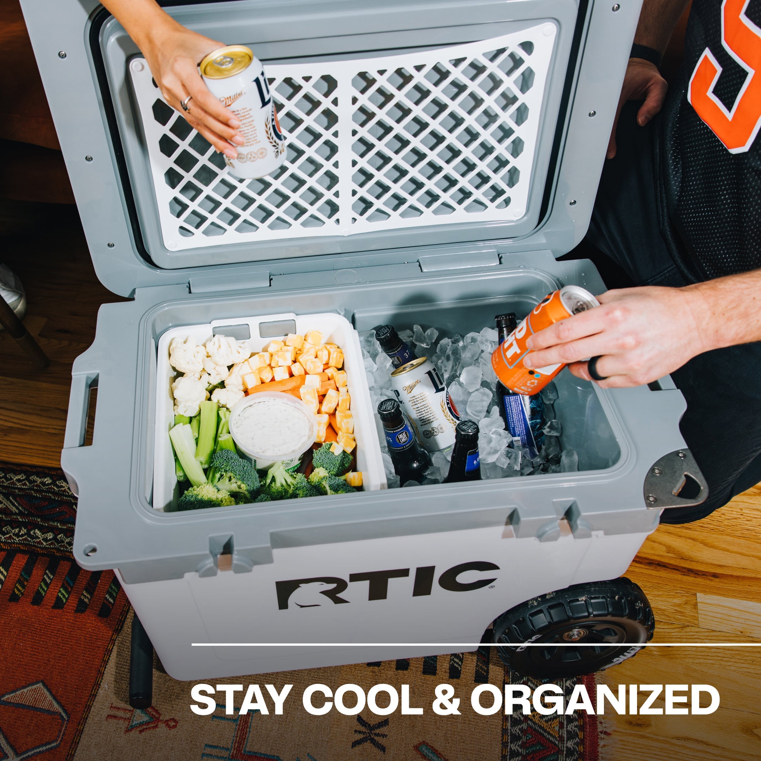 52 QT Ultra-Light Cooler