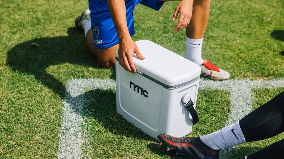16 QT Road Trip Cooler